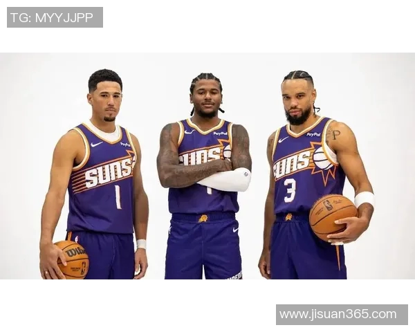 菲尼克斯太阳队保罗布克联手击退洛杉矶快船,祖巴茨空砍两双难救主 菲尼克斯太阳队保罗布克联手击退洛杉矶快船,祖巴茨空砍两双难救主